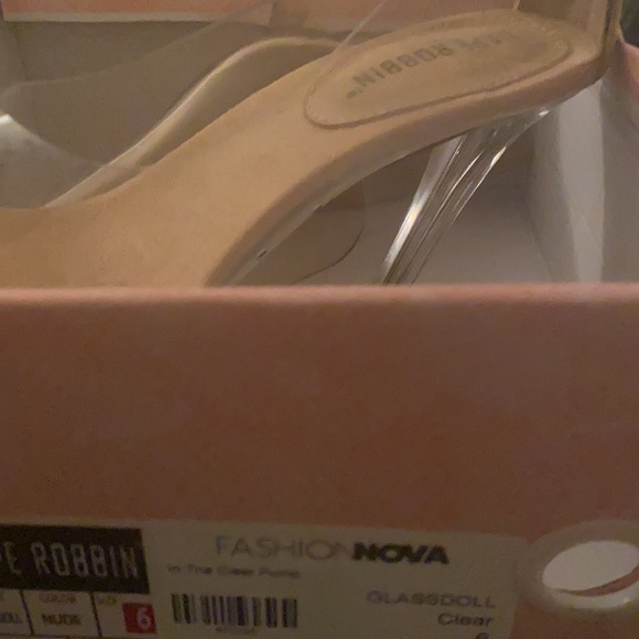 Clear “GlassDoll” Pumps - Picture 4 of 4